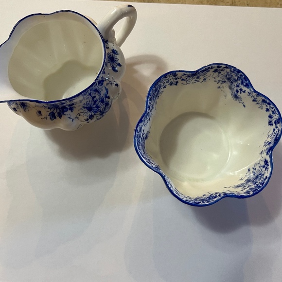 Shelly Fine Bone China Cream and Sugar - Picture 6 of 6